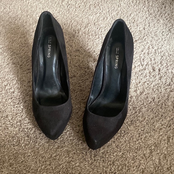 Black suede Pumps 7.5 - Picture 2 of 2